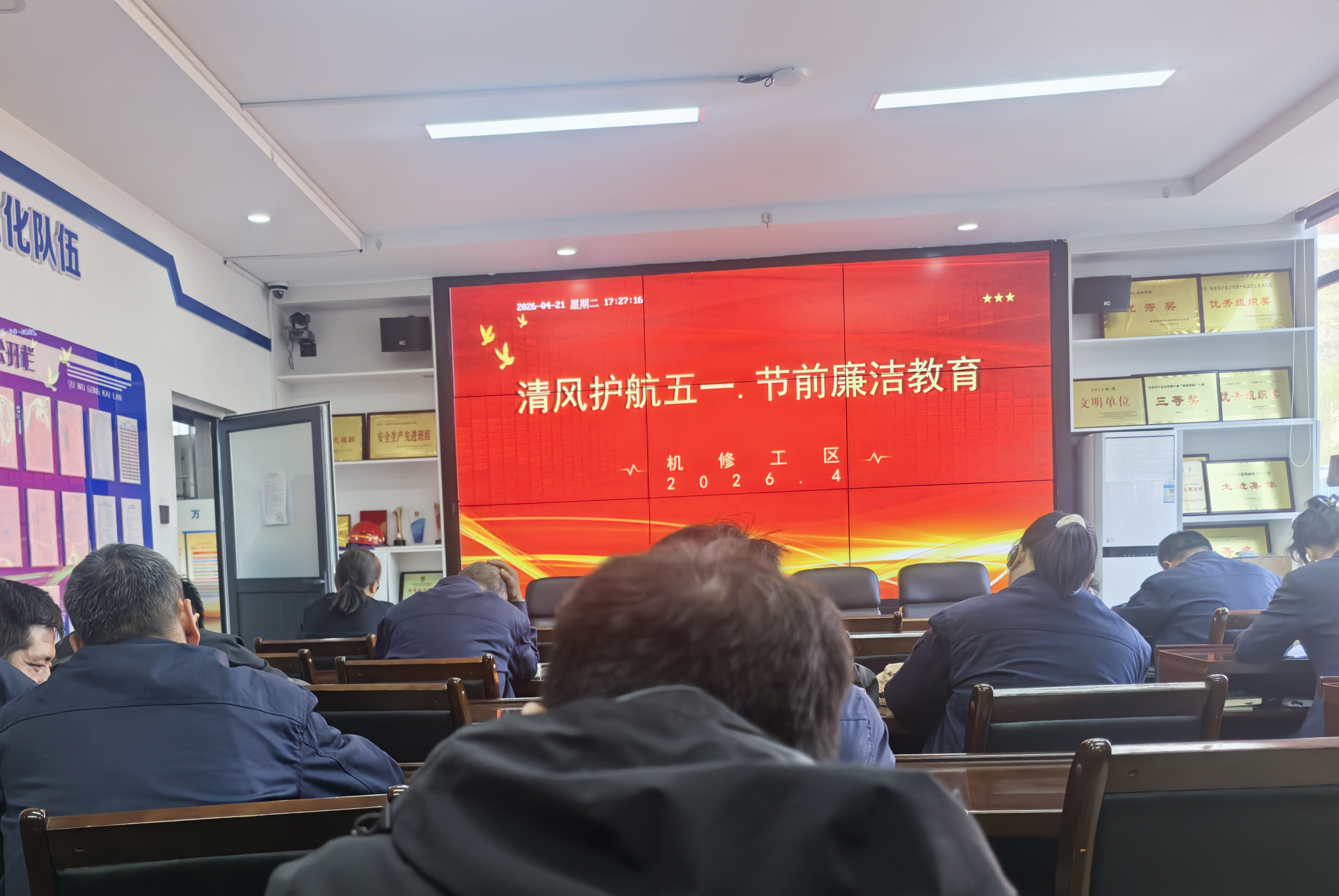 b7eac1e6a868ac355568762da80d214c.jpg