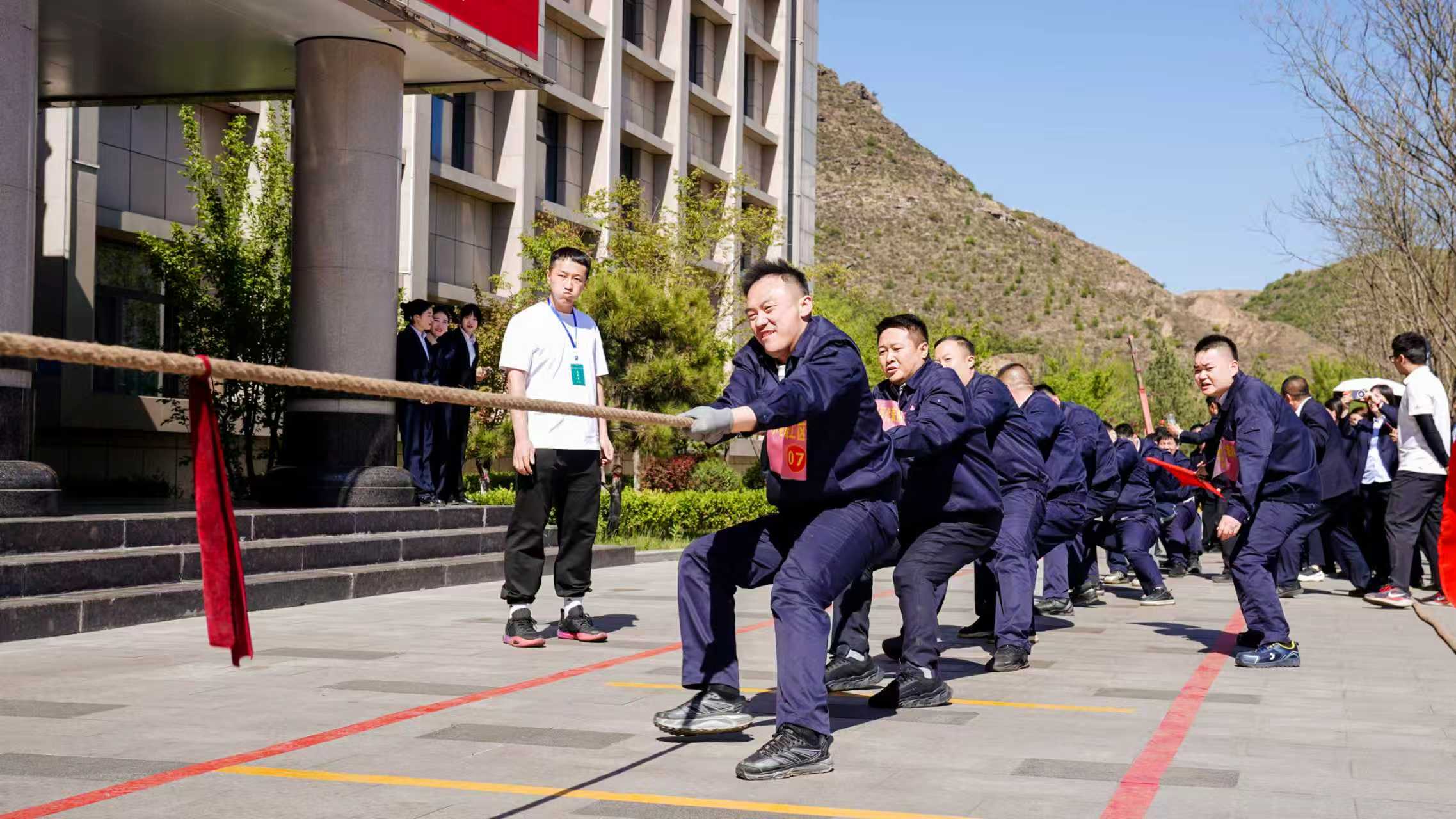 拔河1.jpg