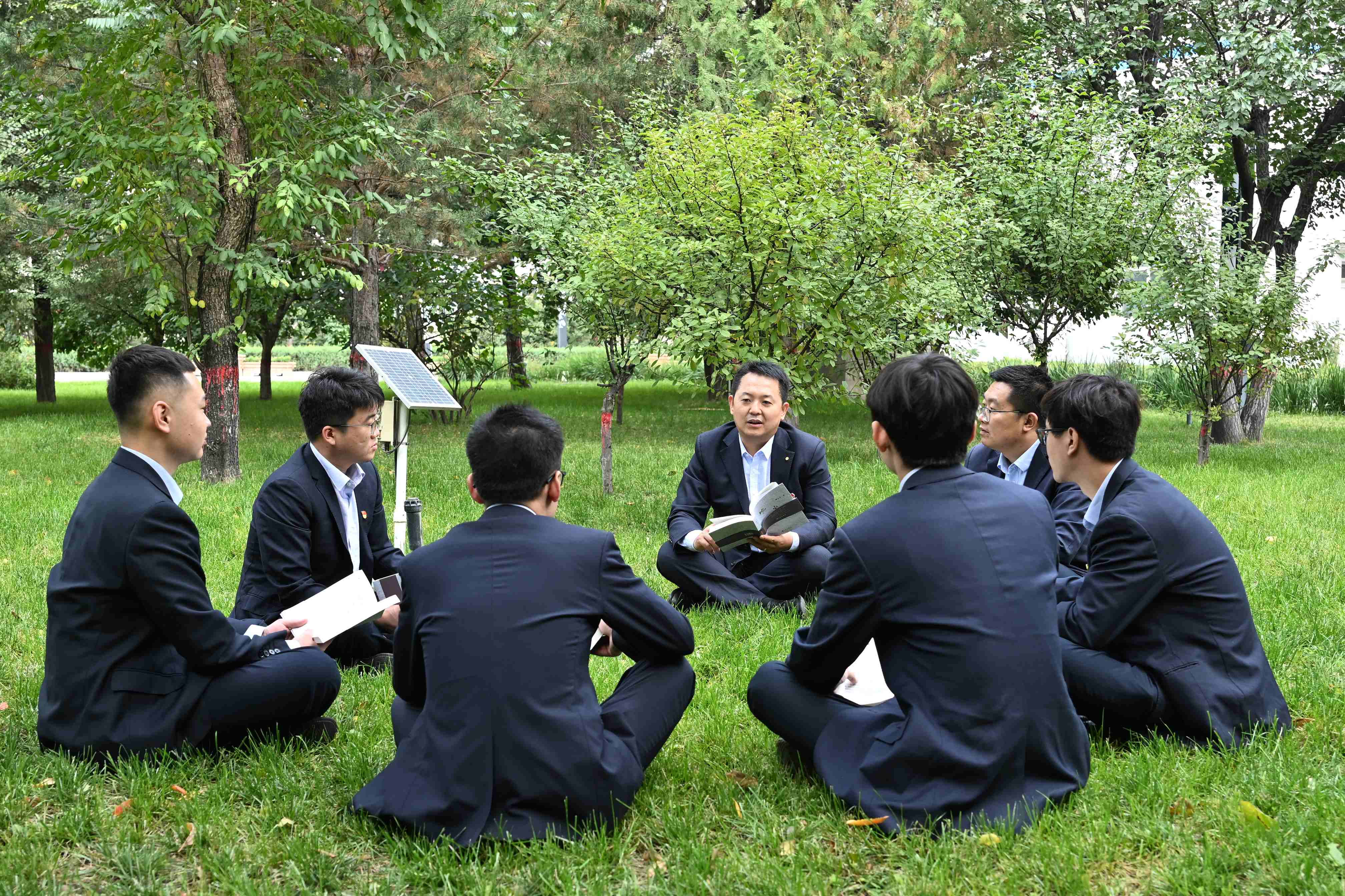 1.读书活动.JPG