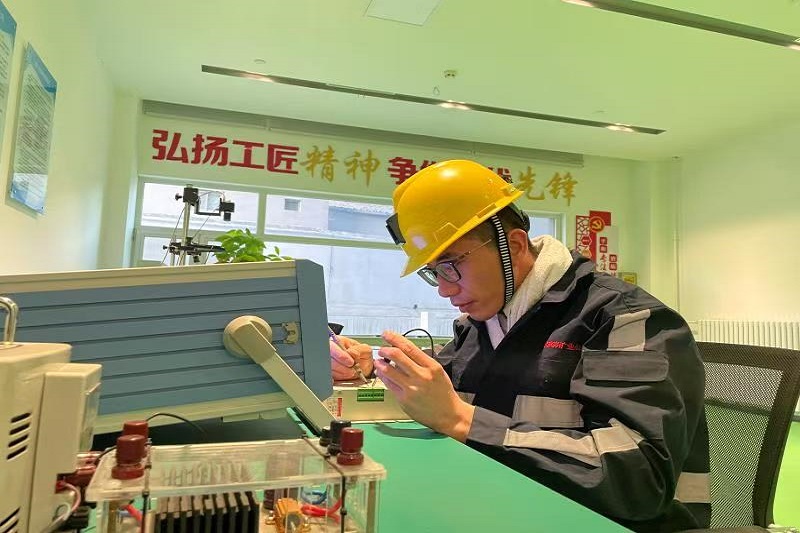 011790820660375059.jpeg 配图1李小龙.jpg